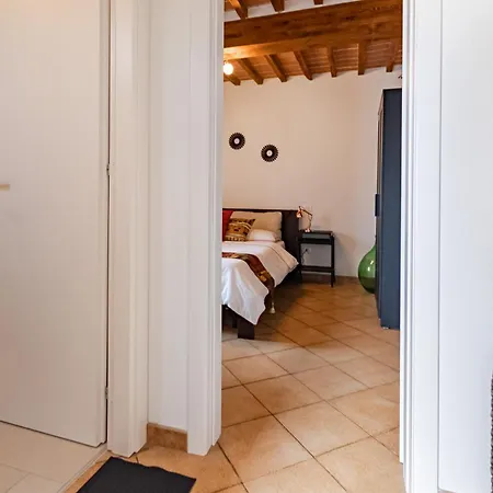 Pit Stop, Bellissima Vicino All'aeroporto Con Clima Guest house *
